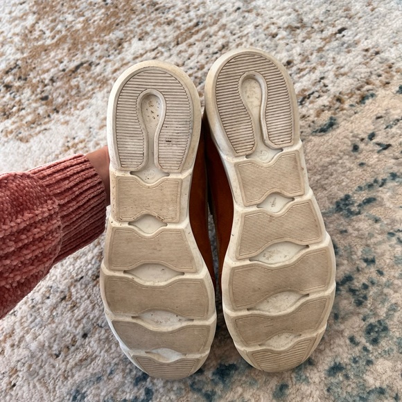 Sezane Sama Sneakers - Picture 11 of 11